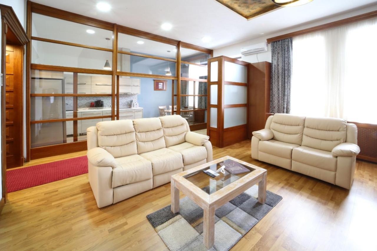 Virag Apartman Luxury Odorheiu Secuiesc Buitenkant foto